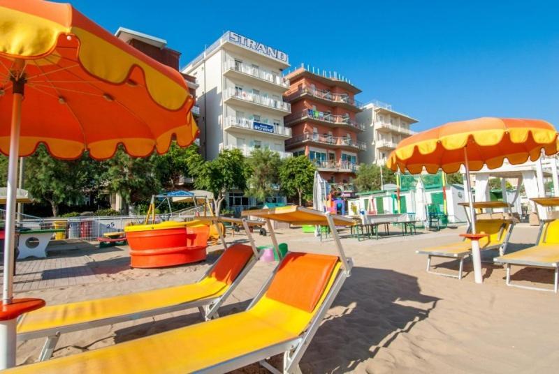Strand Hotel Gabicce Mare Esterno foto
