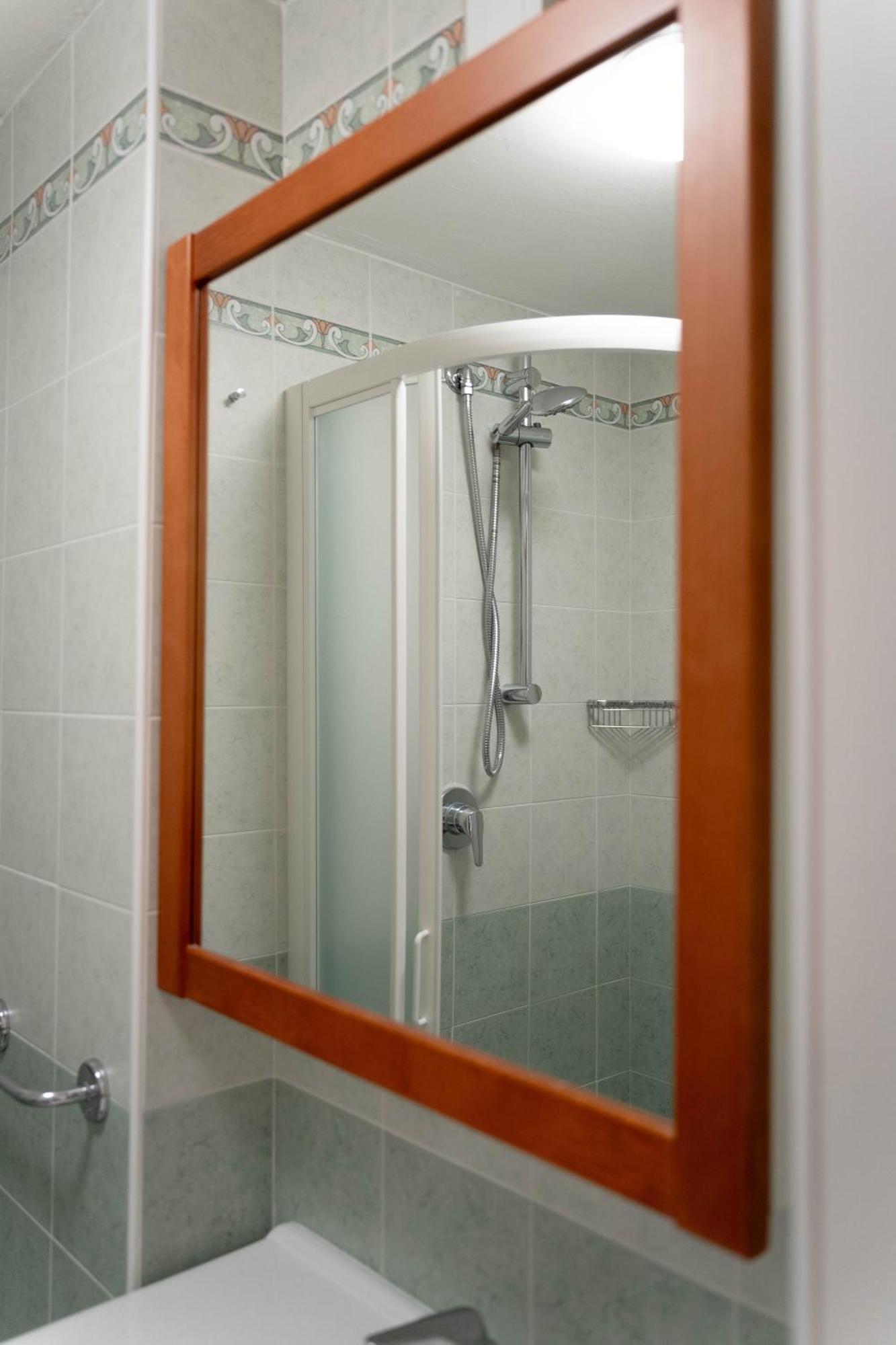 Strand Hotel Gabicce Mare Esterno foto
