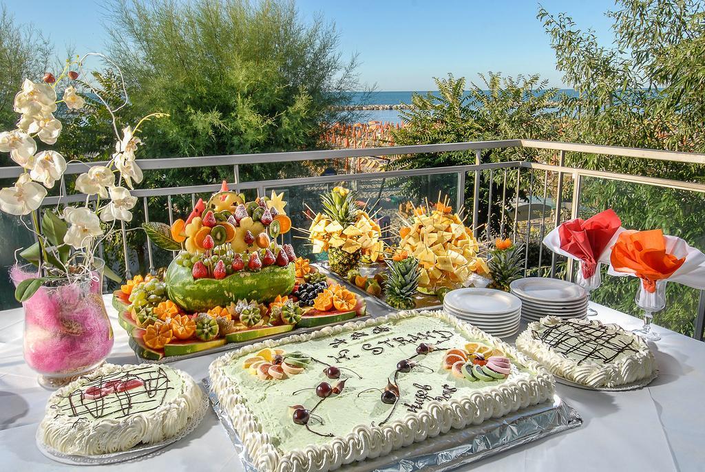 Strand Hotel Gabicce Mare Esterno foto